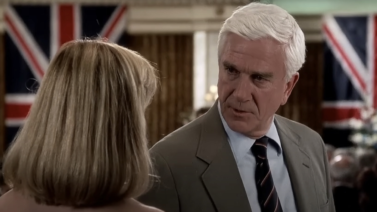 32 Hilarious Lines By Leslie Nielsen In His Funniest Movies