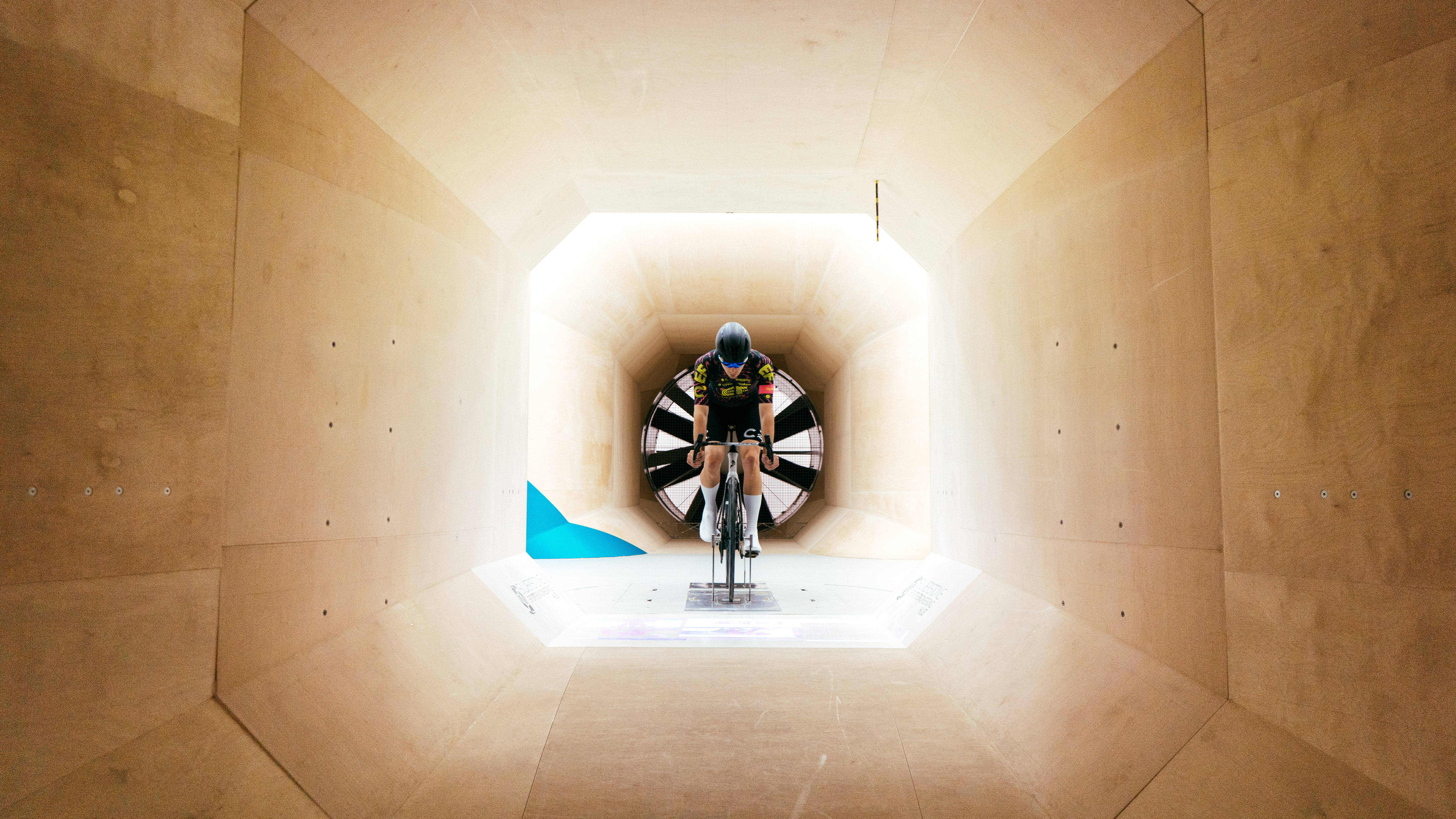Cyclist in a wind tunnel