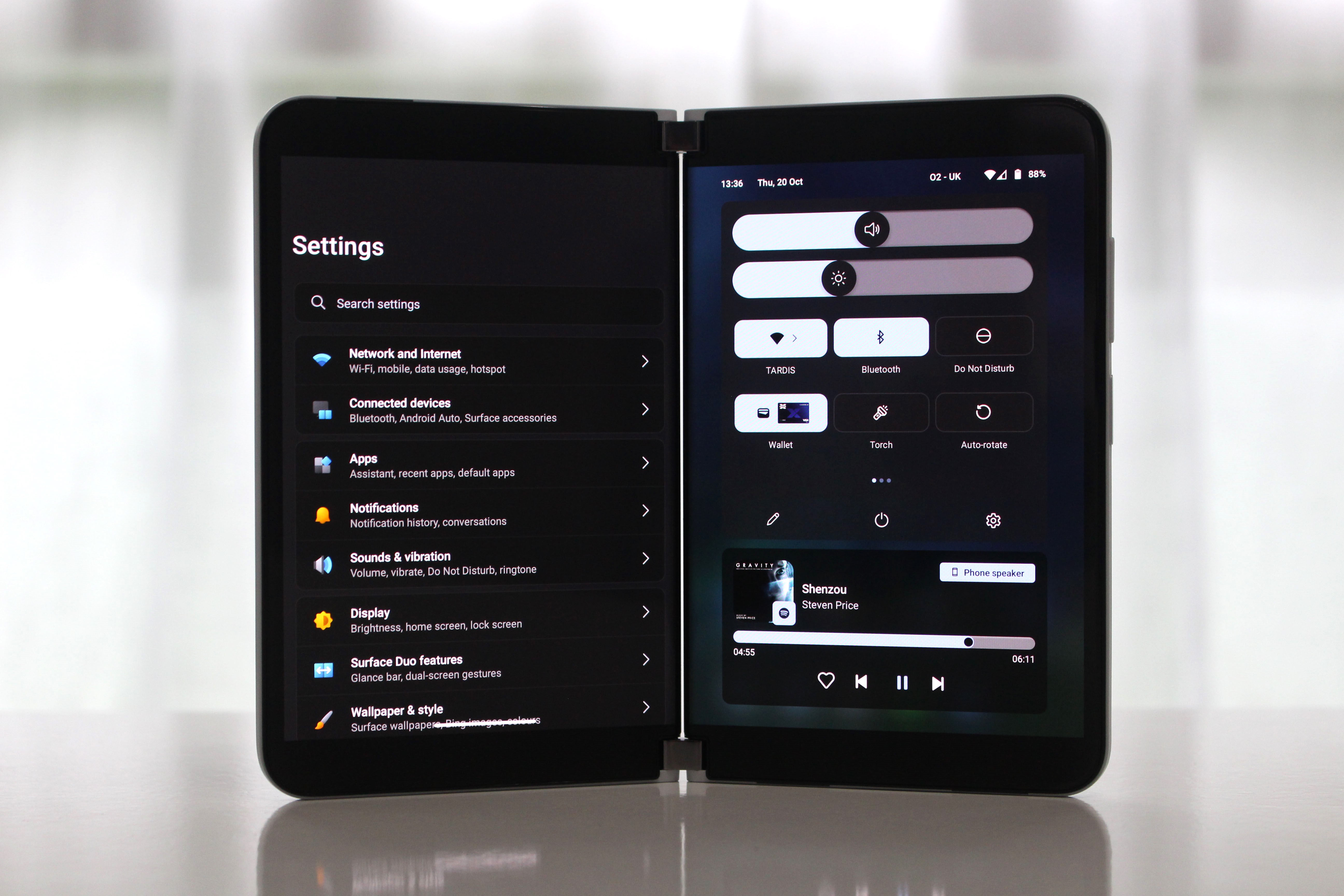 Android 12L para Surface Duo 2