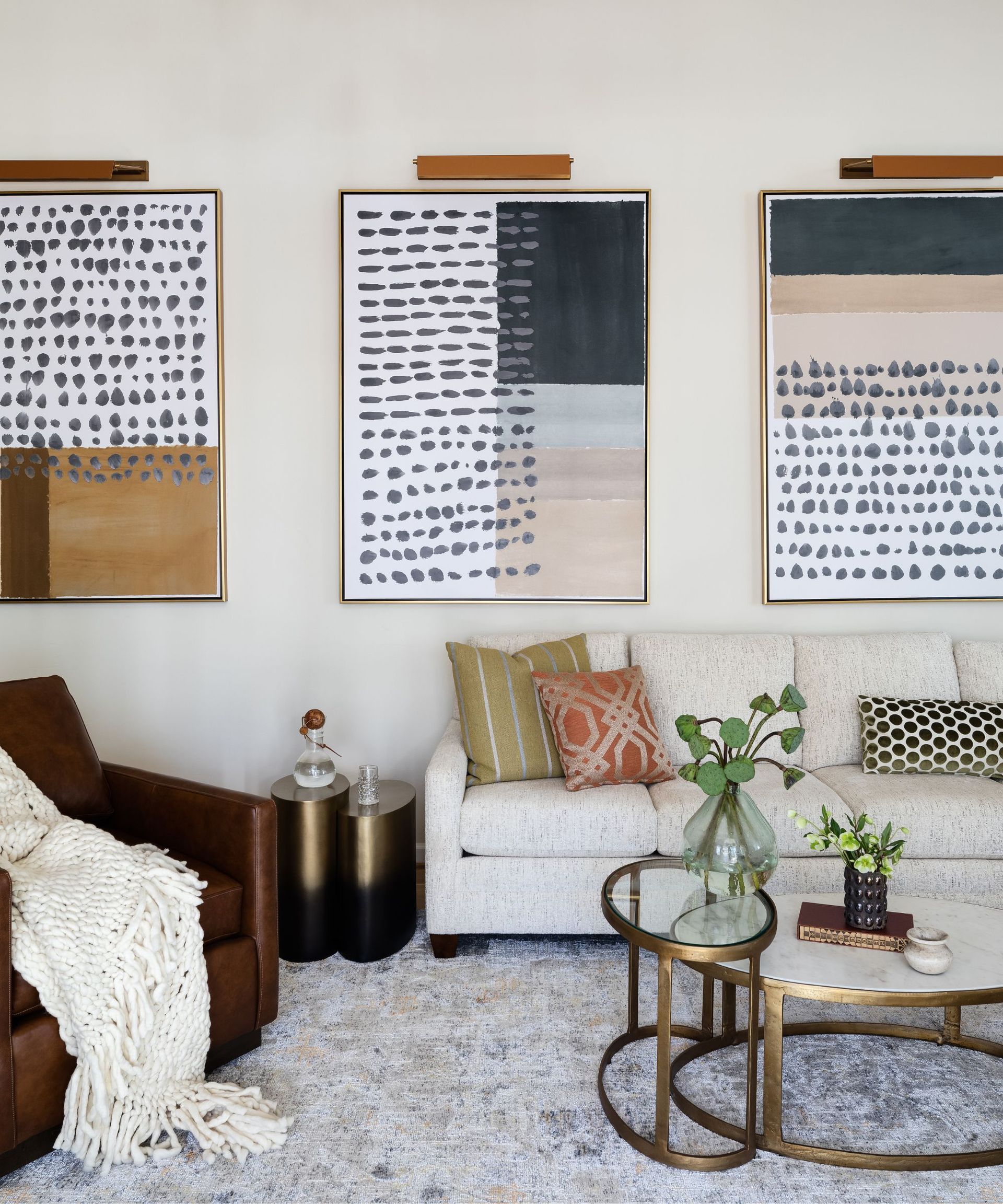 White living room painted in Ballet White by Sherwin Williams