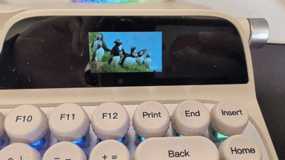 A GIF of puffings displayed on an Epomaker Glyph keyboard