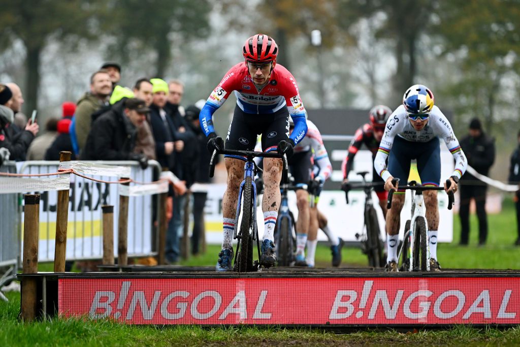 RIJKEVORSEL BELGIUM NOVEMBER 19 Lars Van Der Haar of The Netherlands and Team Baloise Trek Lions competes during the 36th Superprestige Merksplas 2022 Mens Elite Superprestige2023 CXWorldCup CycloCross on November 19 2022 in Rijkevorsel Belgium Photo by Luc ClaessenGetty Images