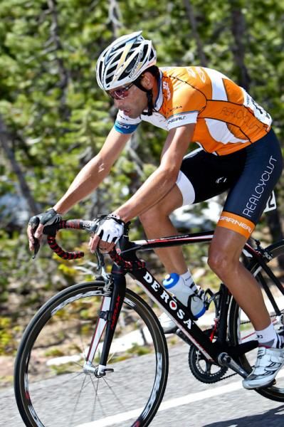 Cesar Grajales (Realcyclist.com) just waiting for the right time to make his move.