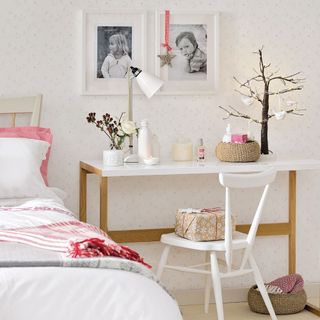 white wood dressing table at christmas