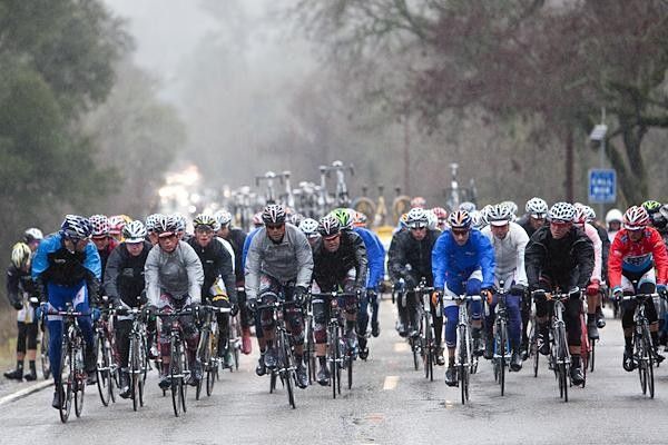 Stage three of the 2009 Tour of California went from Davis to Santa Rosa.