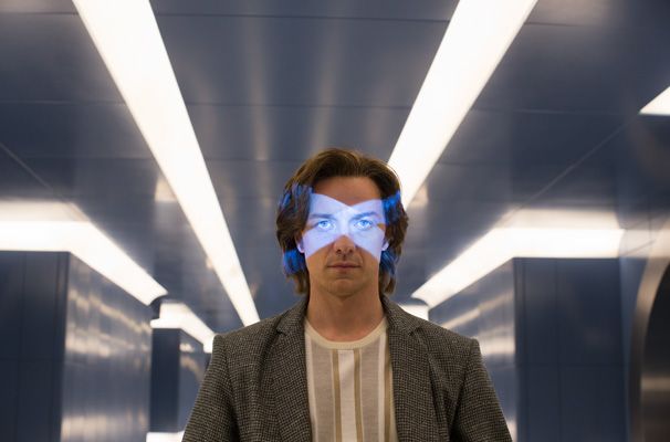 X Men Apocalypse James McAvoy Professor Charles Xavier.jpg