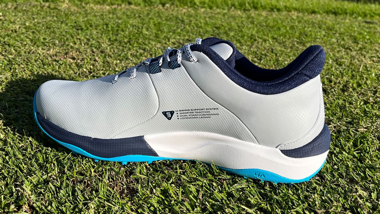 The side profile of the Under Armour Drive Pro SL golf shoe