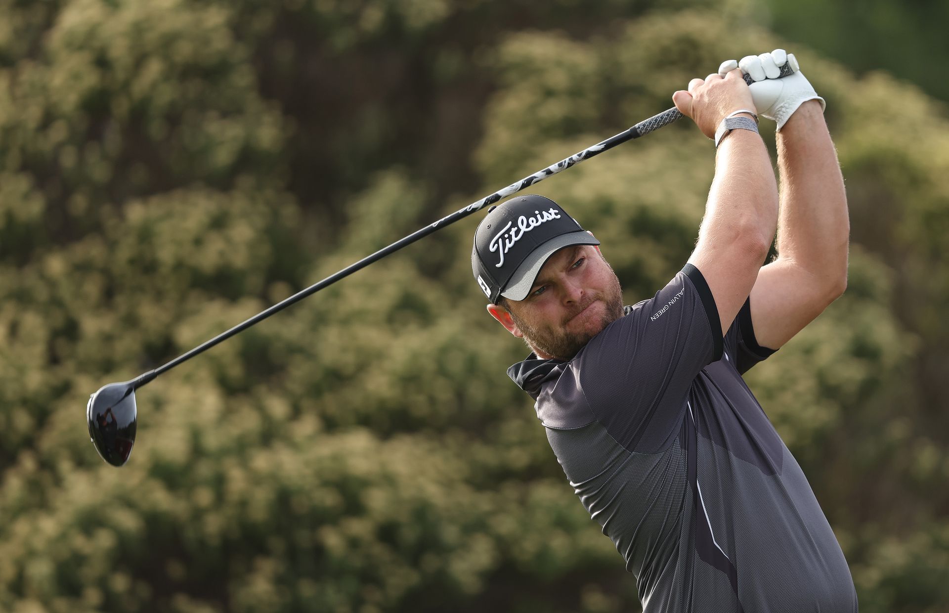 Jordan Smith plays a shot on day one of the SDC Championship