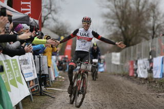 Tadej Pogacar returns to cyclo-cross with a victory in Slovenia