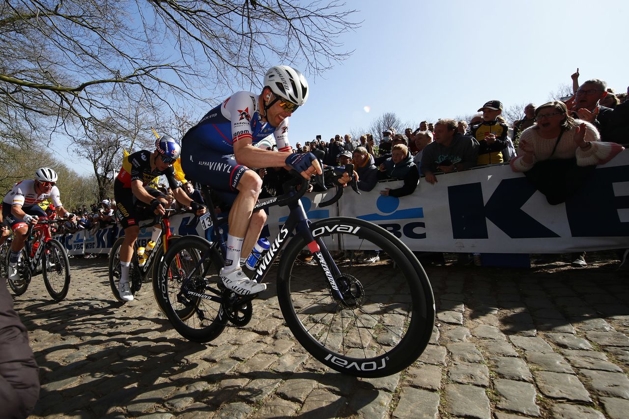 Gent Wevelgem 2022 - 84th Edition - Ypres - Wevelgem 248,8 km - 27/03/2022 - Kasper Asgreen (DEN - Quick-Step Alpha Vinyl Team) - photo Luca Bettini/SprintCyclingAgency&Acirc;&copy;2022