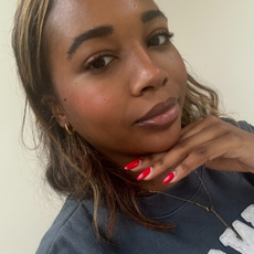 Lollie wearing Saie Blush