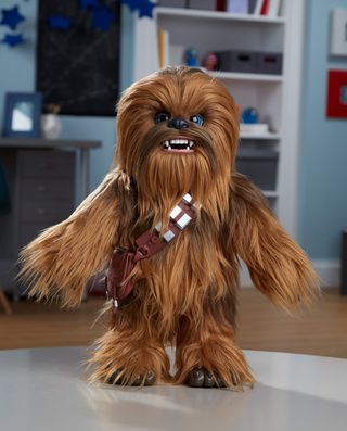 FurReal Friends' Chewie ultimate co-pilot roars and interacts when touched.