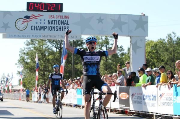 Rob Squire wins the U23 race ahead of teammate Jacob Rathe