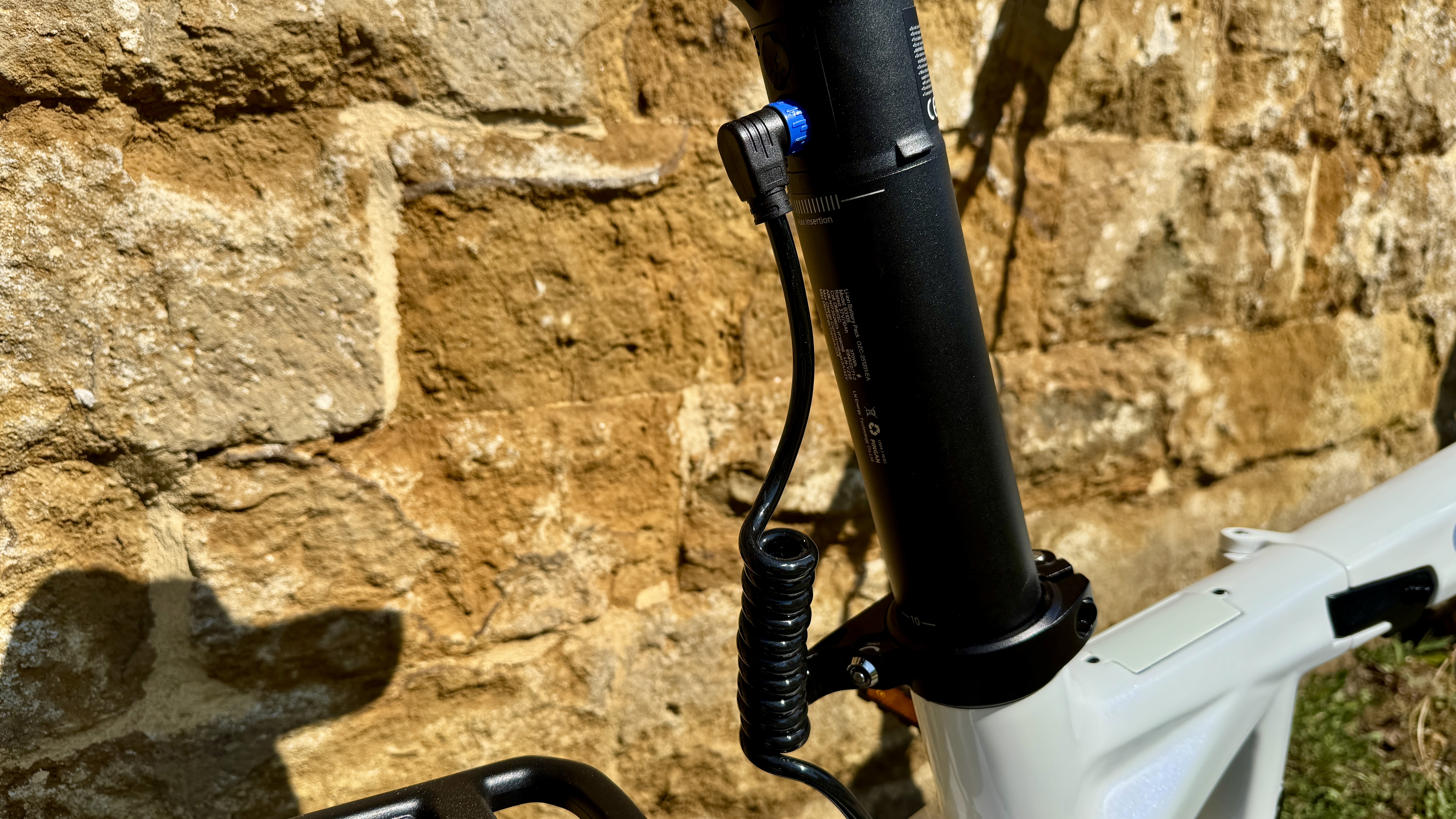 ADO Air Carbon Pro folding e-bike review