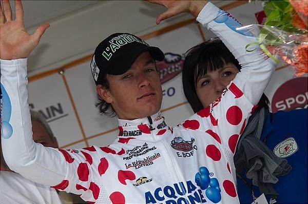 Mountains leader Carlos Betancur (Acqua &amp; Sapone)