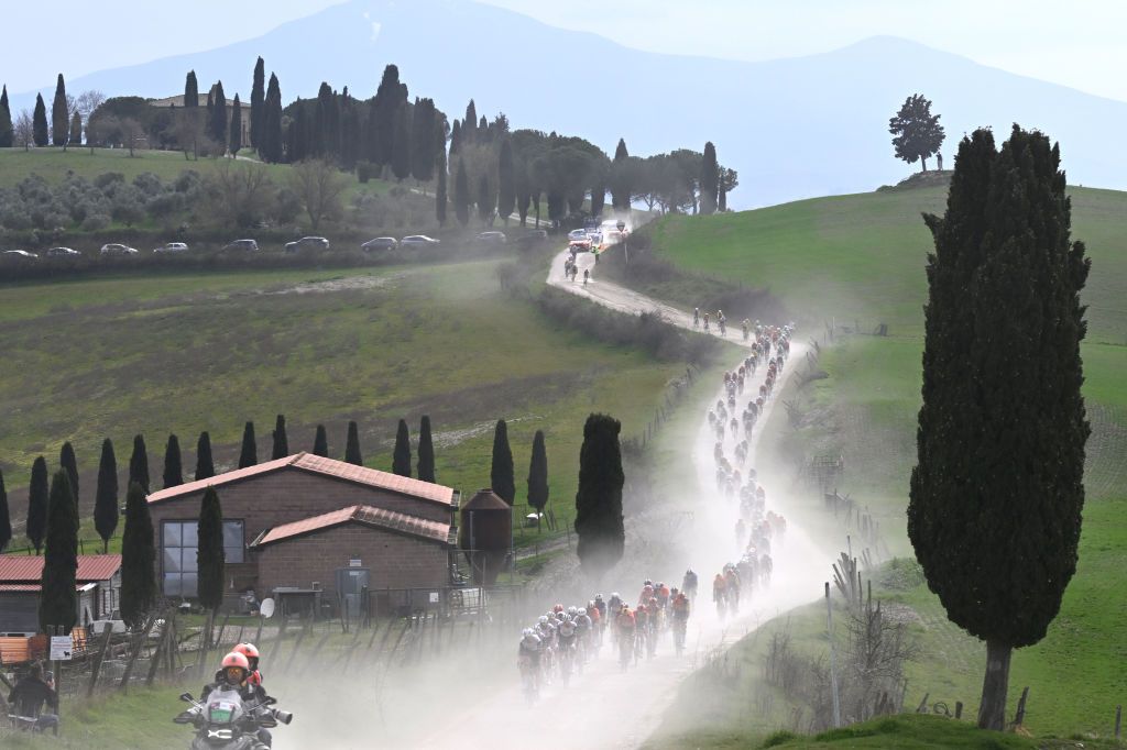 SIENA ITALY MARCH 08 A general view of the peloton passing through a landscape during the 19th Strade Bianche 2025 Mens Elite a 213km one day race from Siena to Siena 320m UCIWT on March 08 2025 in Siena Italy Photo by Tim de WaeleGetty Images