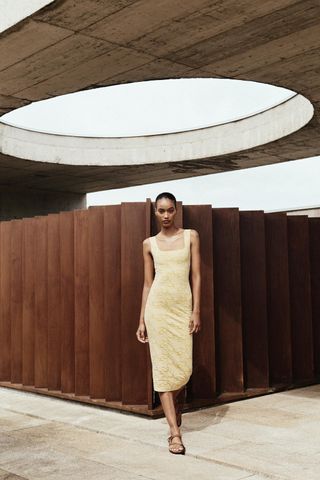 hPzhoeNjtEjW8hcogVUPC9-320-80 5 Trends Trends Zara تقوم بعمل أفضل من أي مكان آخر هذا الصيف