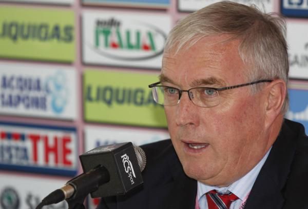 UCI chief Pat McQuaid is facing a challenge to his organisation's hegemony