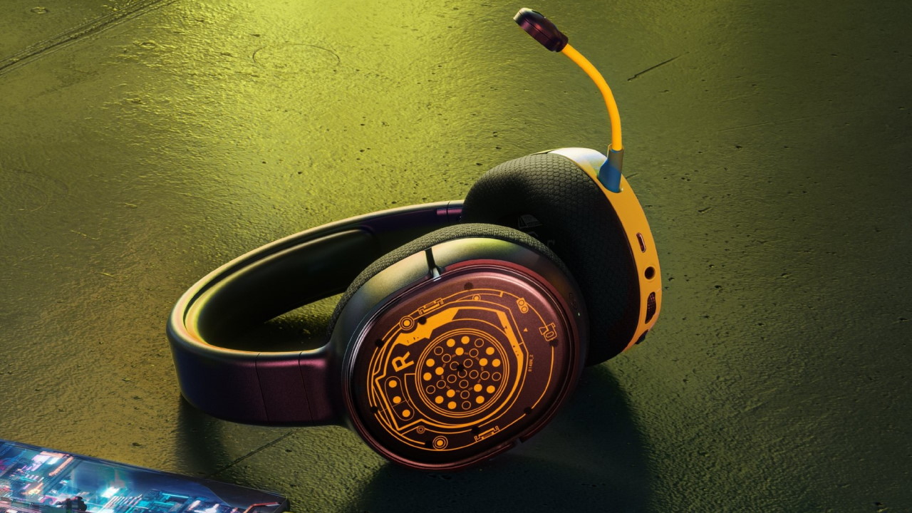 Cyberpunk 2077 headsets don't jack directly into your brain but you can  pretend