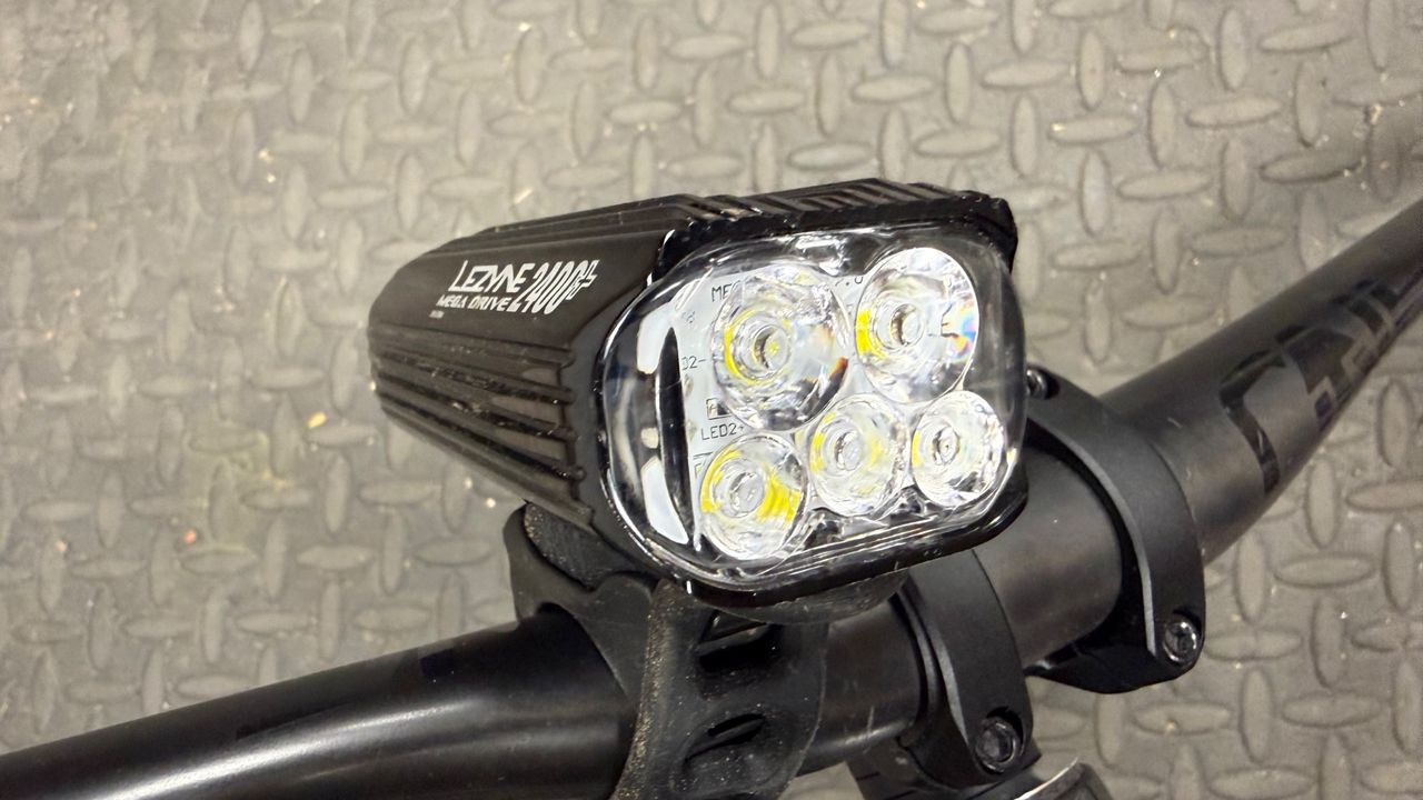 Lezyne PR2400