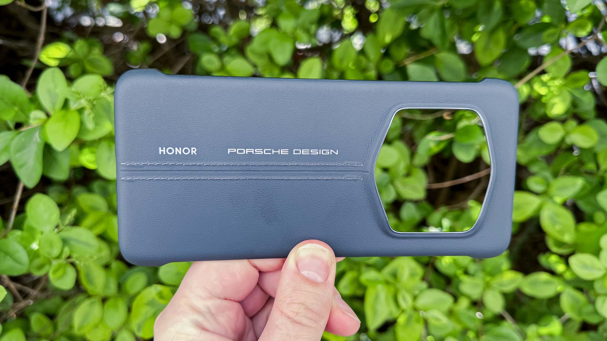 The Honor Magic6 RSR's included case