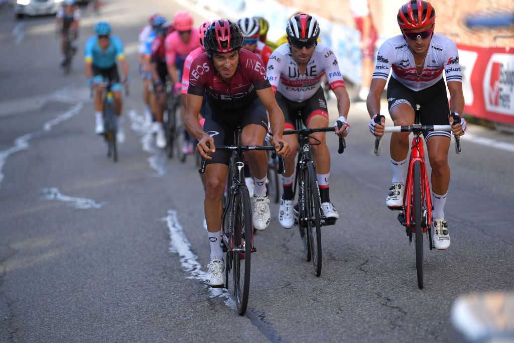 Diego Rosa (Team Ineos) leads an attack on the closing circuit
