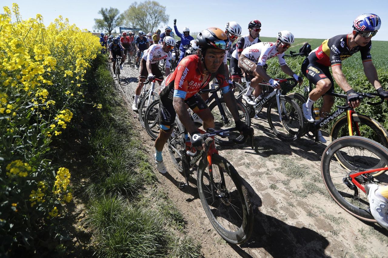 Paris Roubaix 2022 119th Edition Compiegne Roubaix 2572 km 17042022 Crash Yukiya Arashiro JPN Bahrain Victorious photo Dion KerckhoffsCVSprintCyclingAgency2022