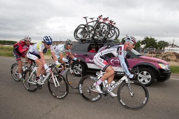 Karl Menzies (UnitedHealthcare-Maxxis) leads the early break away.