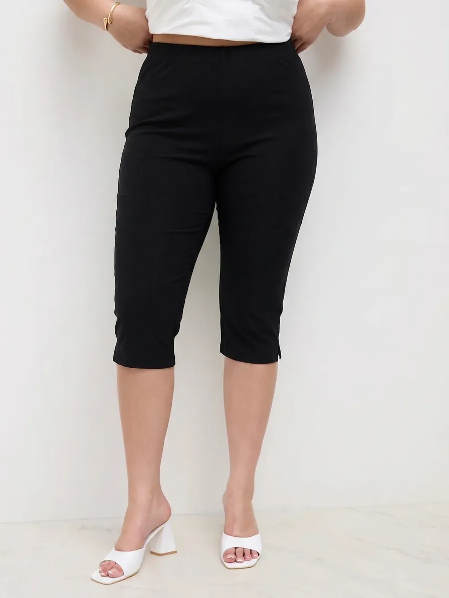 Cotton-Blend Mid Rise Polka Dot Capri Leggings