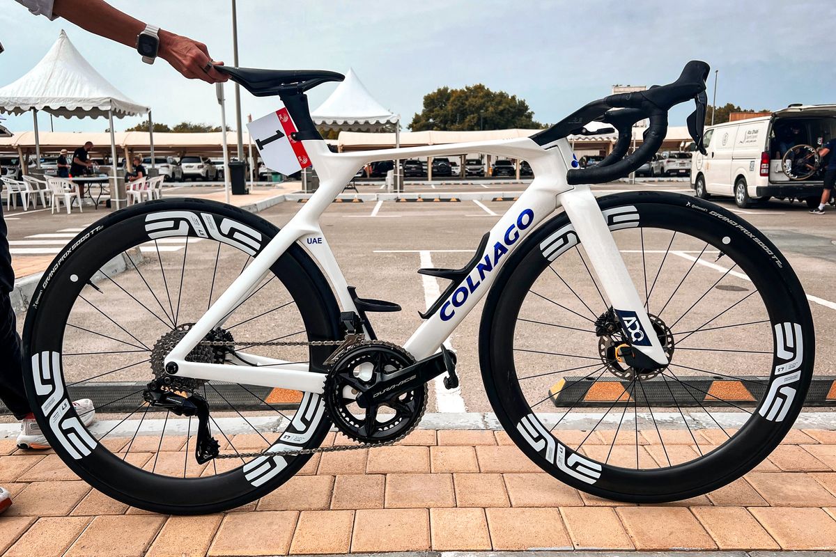 Detail photos of Elisa Longo Borghini's Colnago Y1Rs at the UAE Tour Women 2025