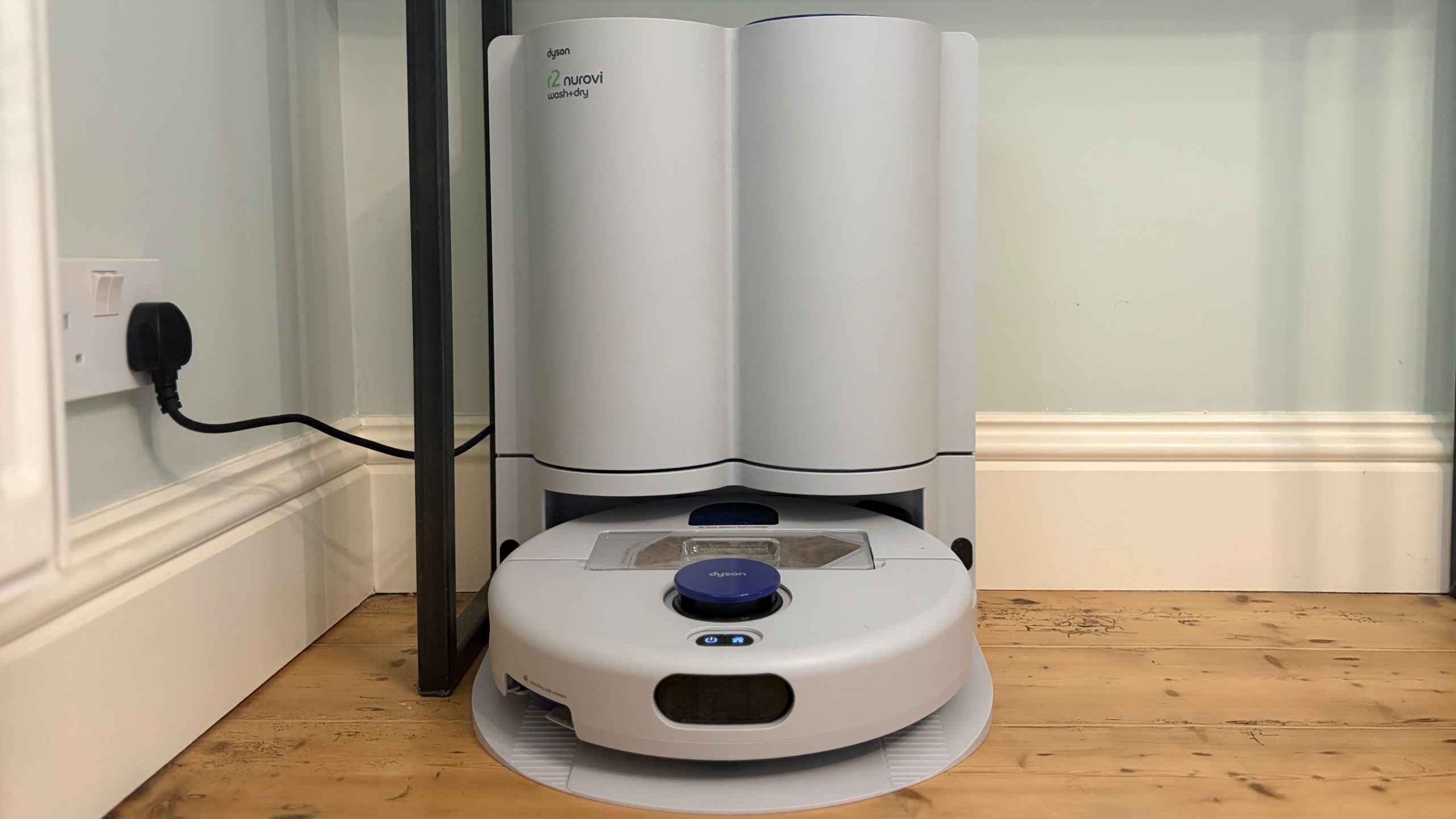 Dyson R2 Nurovi