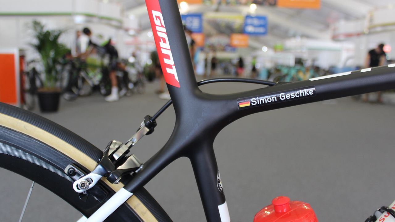The bike features an integrated seat post