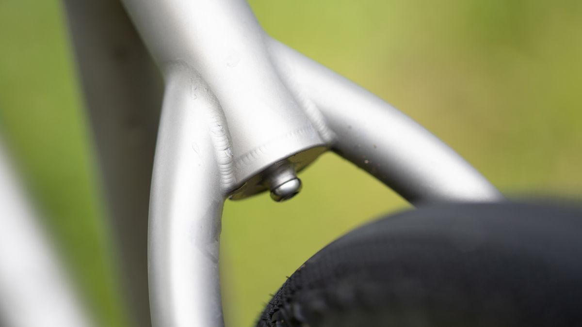 Moots Routt RSL detail of fender mount