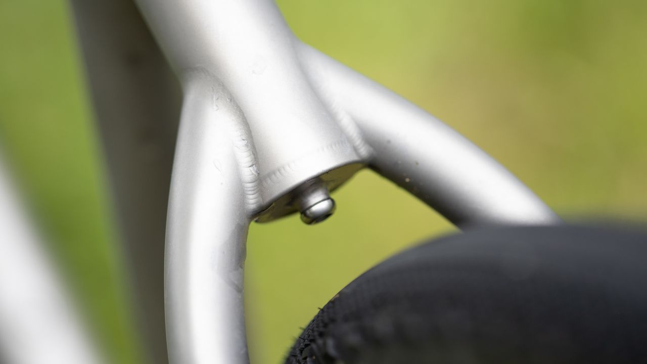 Moots Routt RSL detail of fender mount
