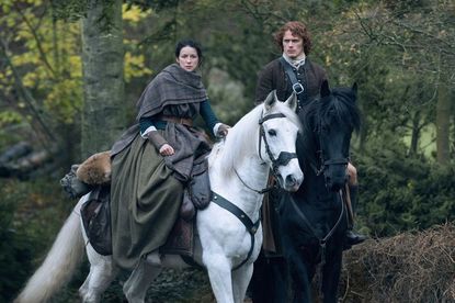 Although their on-screen chemistry is undeniable, Heughan and Balfe are not a real-life couple. 