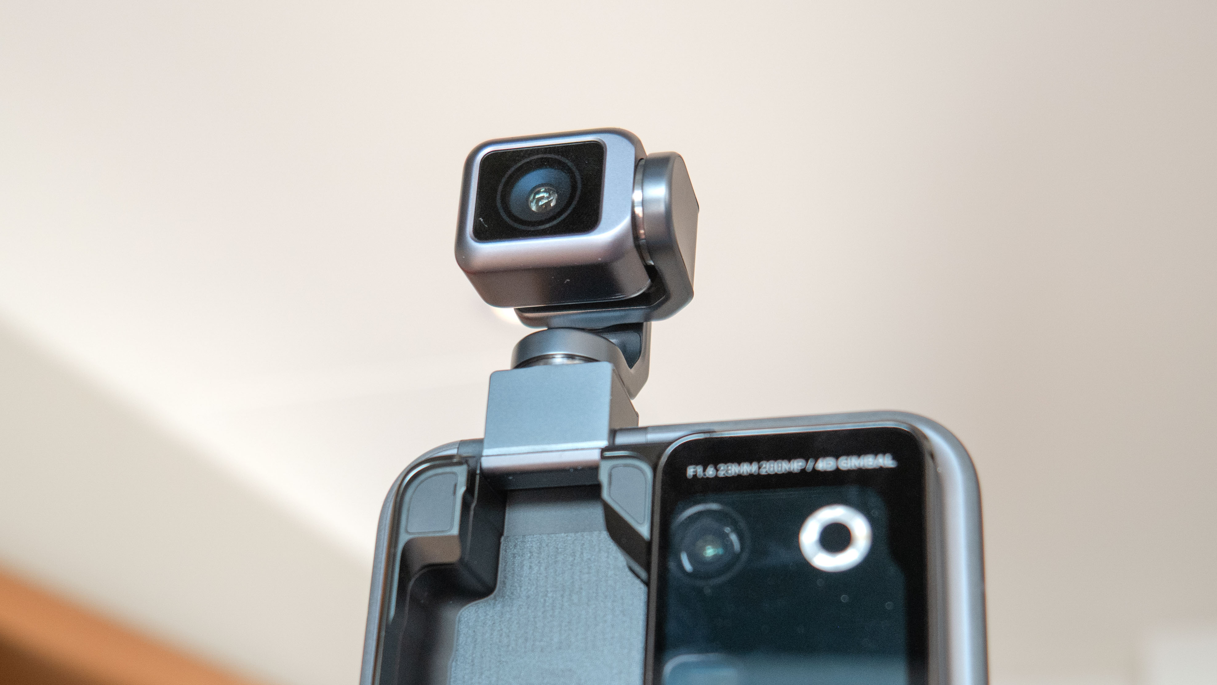 Honor Robot Phone hands-on.