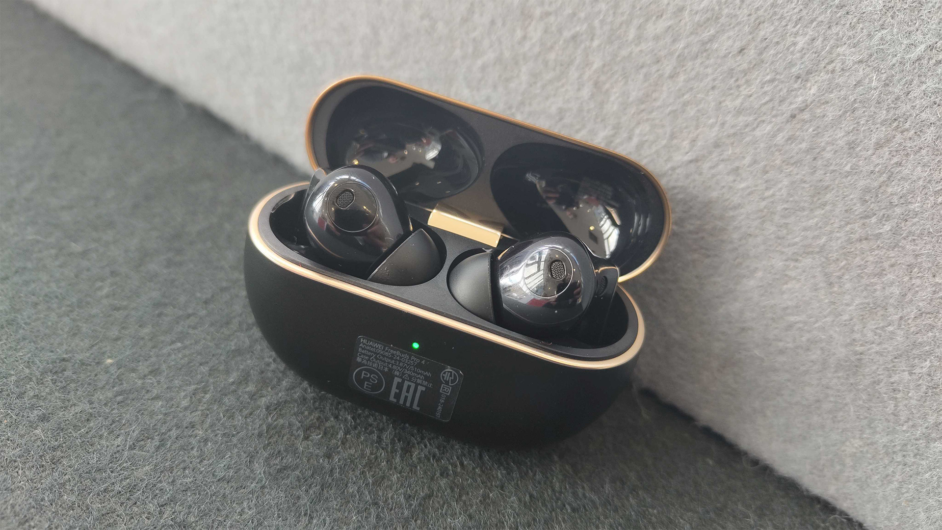 Huawei FreeBuds Pro 4 in-ear headphones