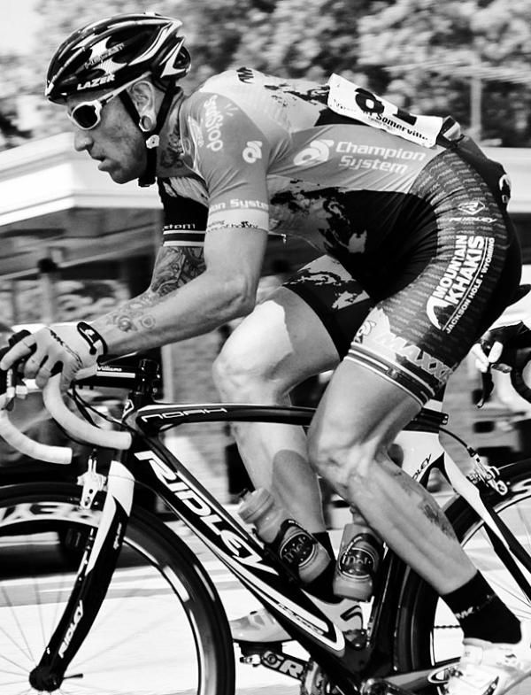 Adam Myerson (Team Mountain Khakis/SmartStop) does his best to keep the field together