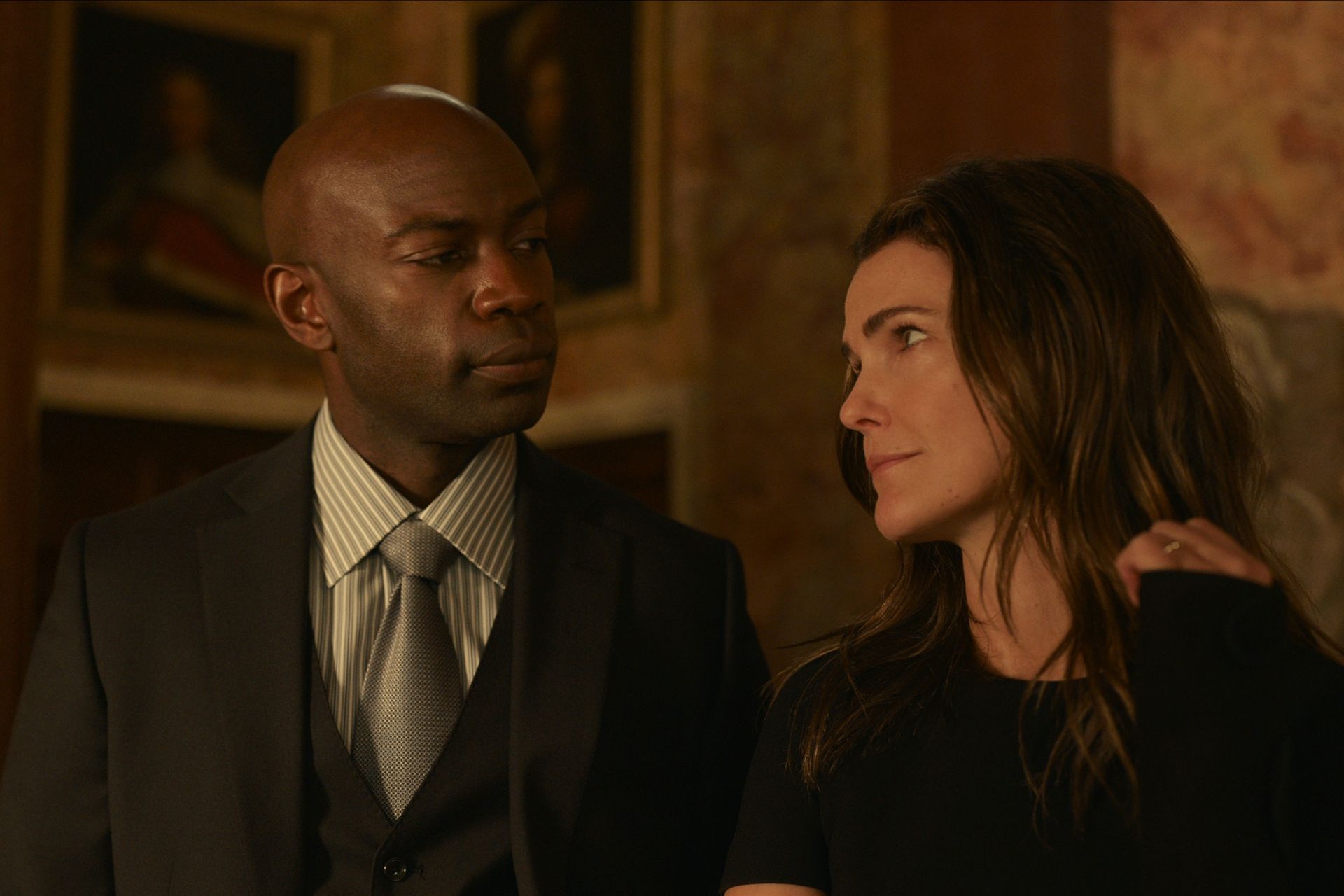David Gyasi as Austin Dennison, Keri Russell as Kate Wyler in episode 106 of The Diplomat.
