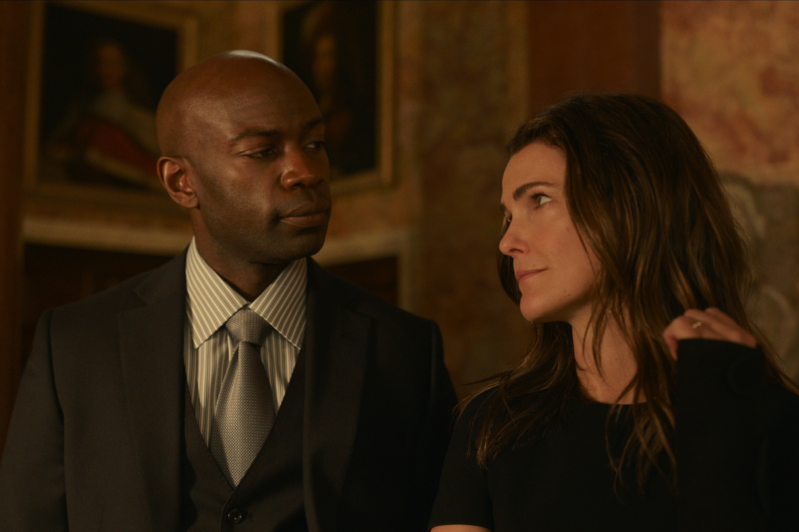 David Gyasi as Austin Dennison, Keri Russell as Kate Wyler in episode 106 of The Diplomat.