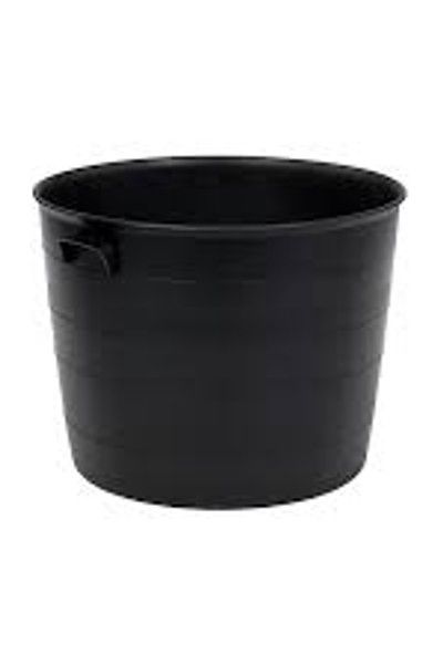 B&Q wants to recycle your old plastic plant pots | Ideal Home