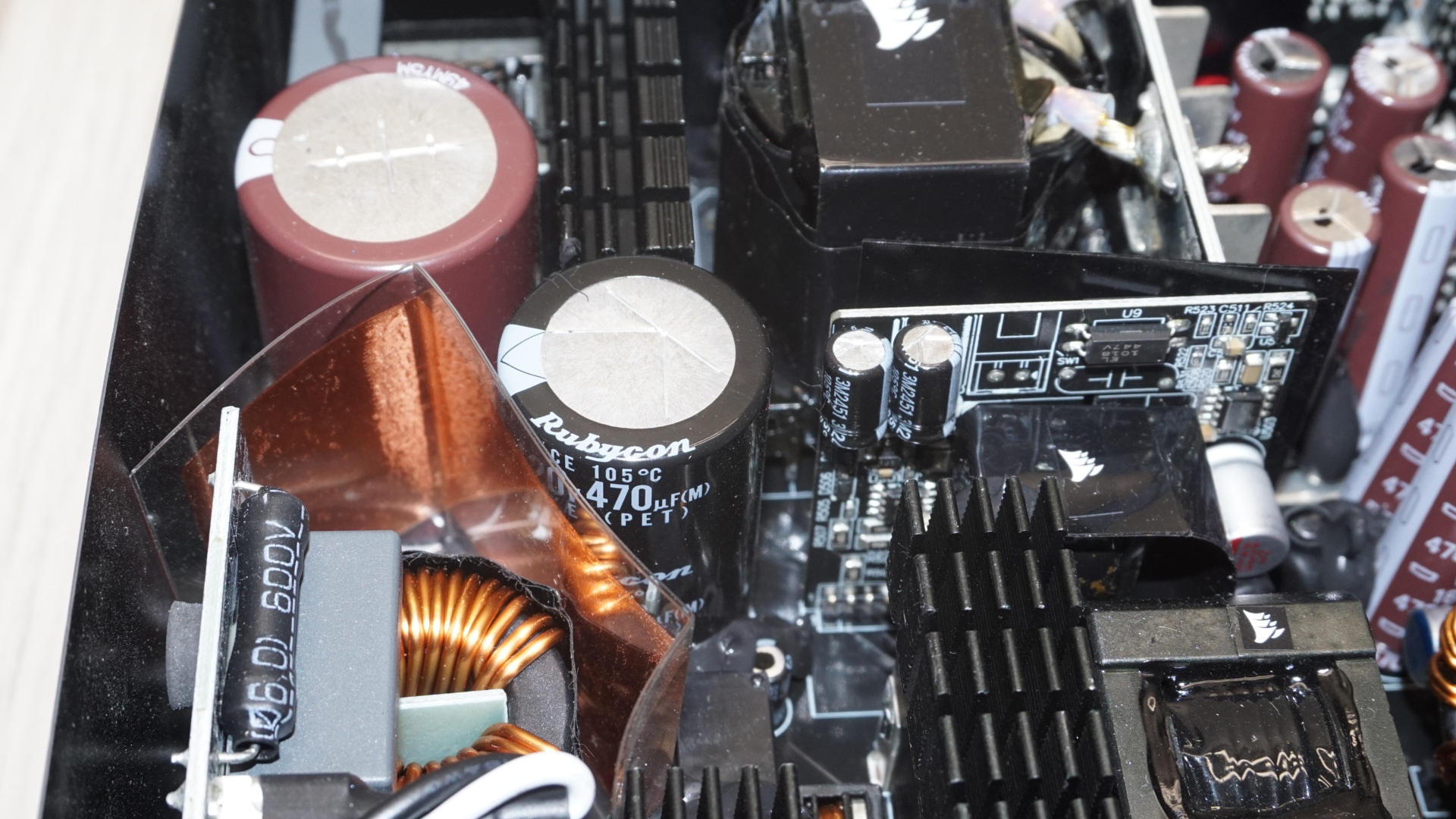 Corsair HX1000i Shift PSU