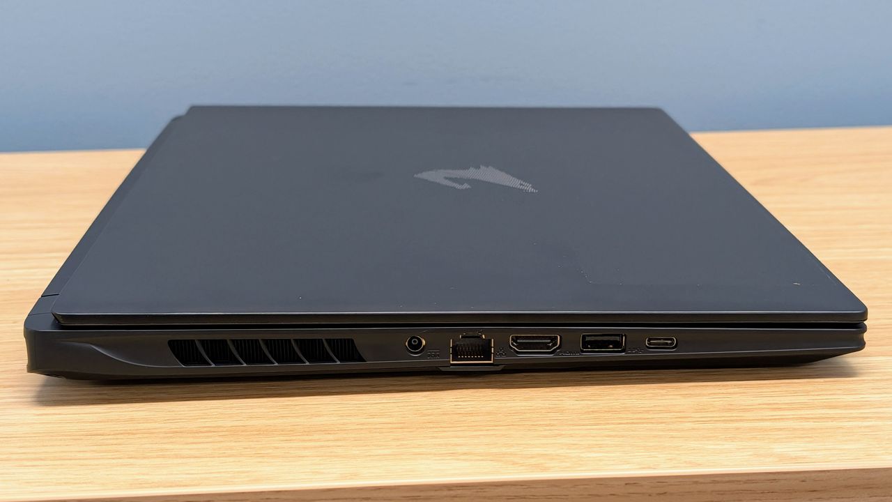 Gigabyte Aorus Master 16 Gen 2 gaming laptop