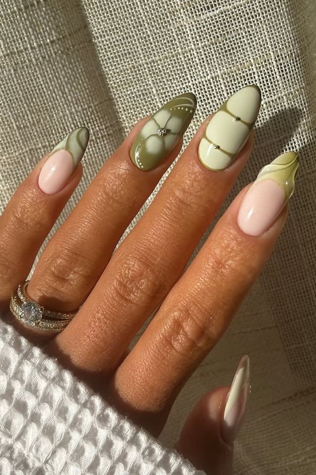 Limewash nails @gieos.nails