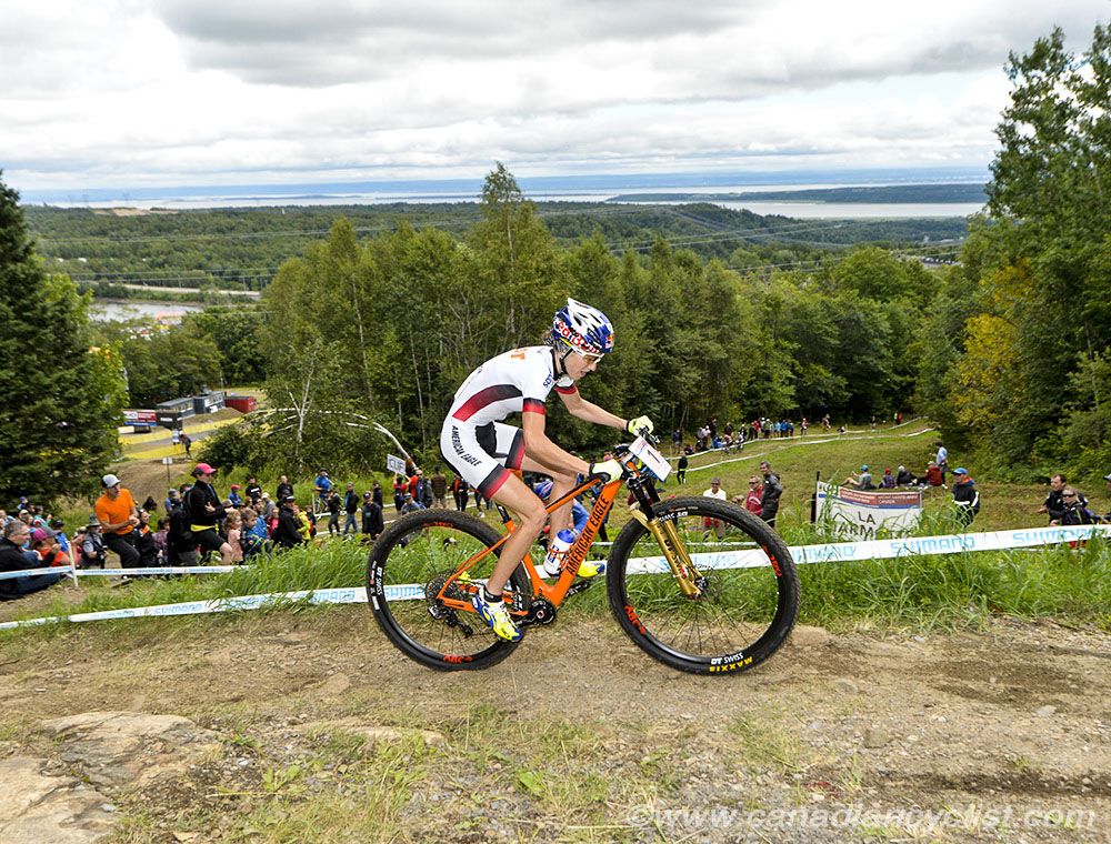 Yana Belomoina (CST Sandd American Eagle MTB Racing Team) in the lead