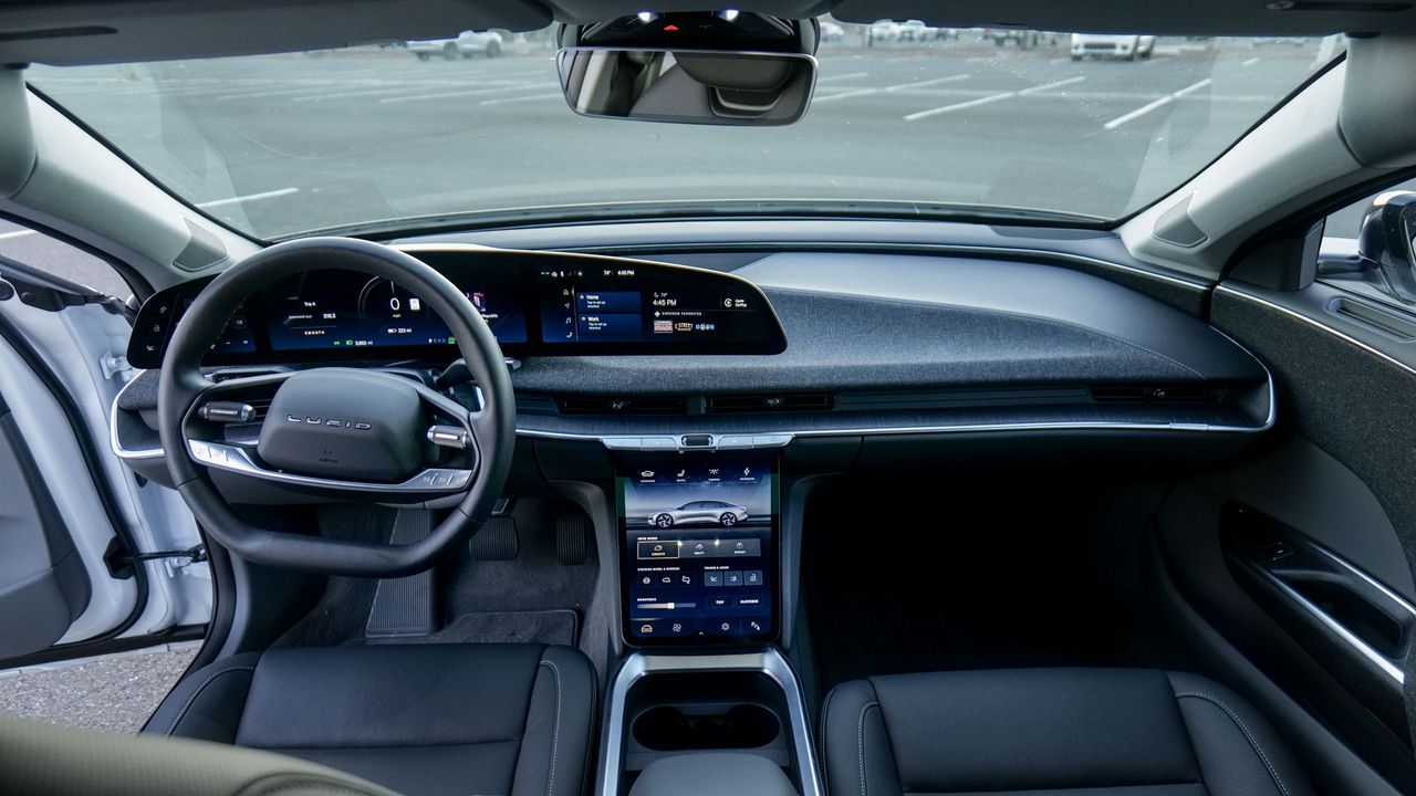 2025 Lucid Air Pure test drive.