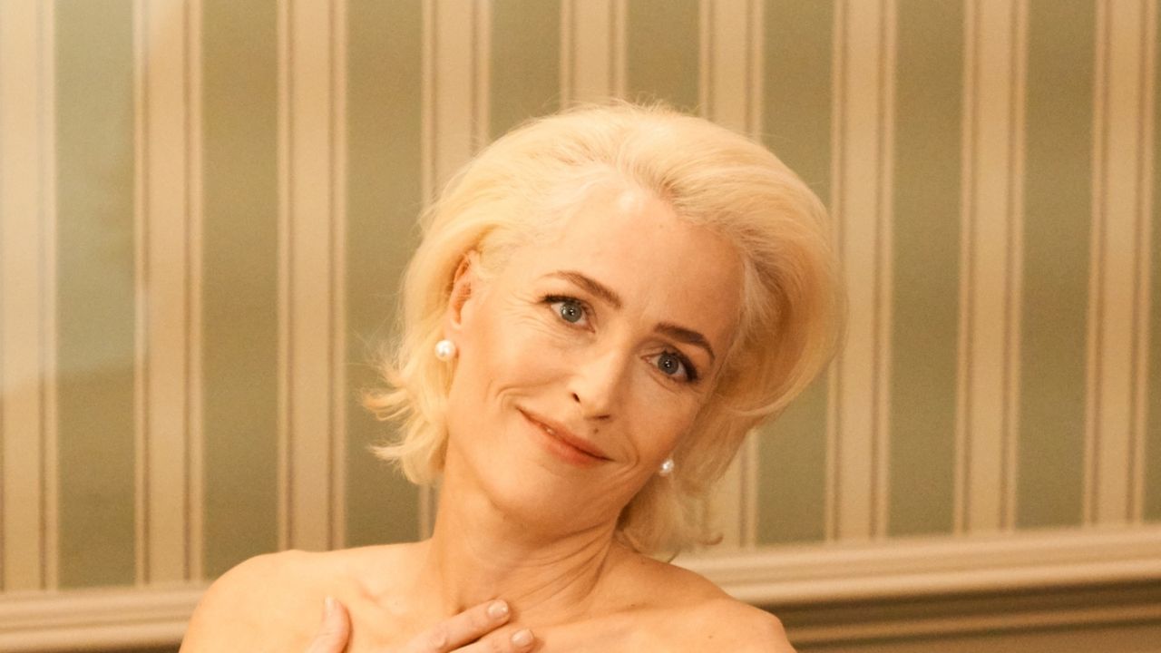 Gillian Anderson&#039;s artistic Sex Education poster of pregnant Jean has fans going wild 