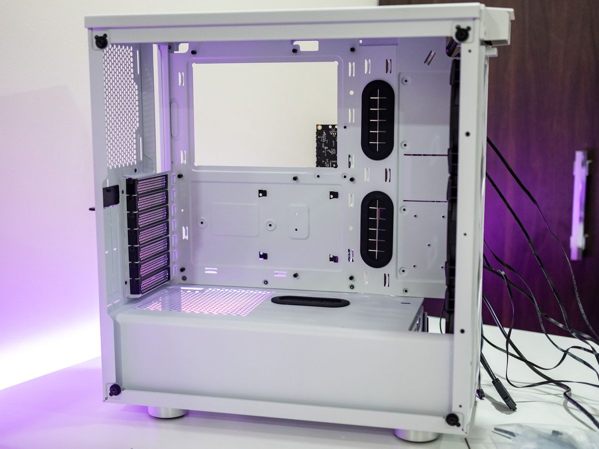 Corsair iCUE 465X review