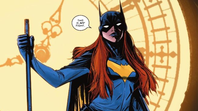 Batgirl hits the streets in her new costume to find the fake Oracle ...