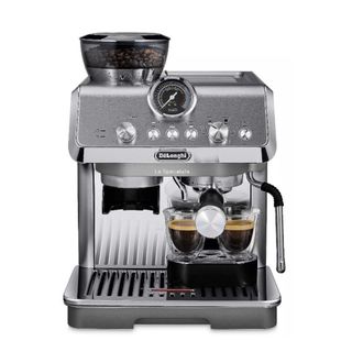 A silver De'Longhi La Specialista Arte Evo espresso machine